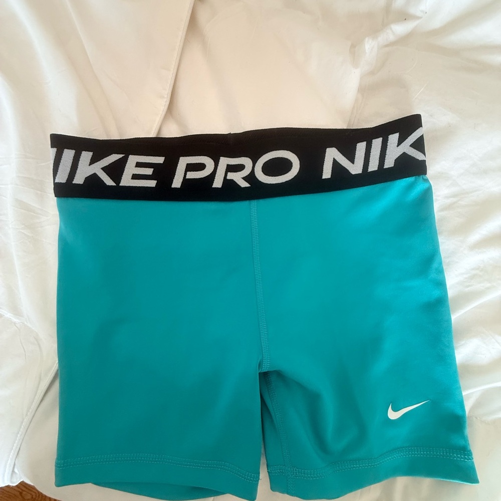 Nike Turquoise Athletic Compression Shorts with Black Waistband
